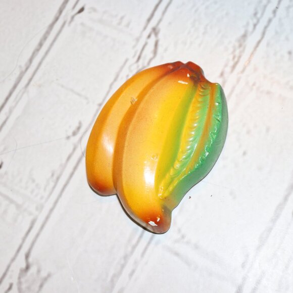 🍌 Vintage Banana Wall Hanging · 4" - Picture 3 of 4